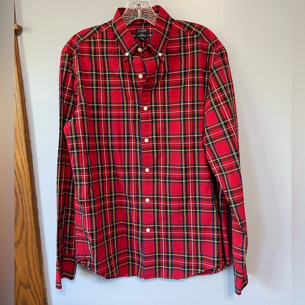 J Crew Mens Button Down Shirt Flex Washed Red Plaid Long Sleeve Medium.